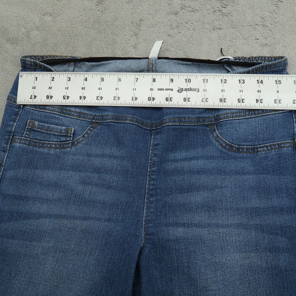 Sofia By: Sofia Vergara Jeans Women's Size 12 High-Rise Melisa Flare 34" Inseam - Picture 16 of 16